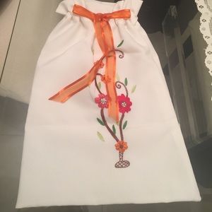 Delicate lingerie traveling pouch